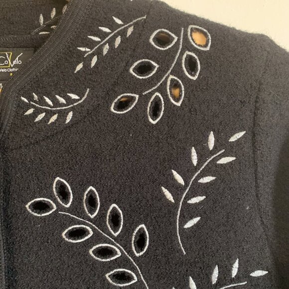 CoVelo Laser Cut Leaf Felted Boiled Wool Jacket Blazer Size Small Quiet Luxury - Picture 2 of 7